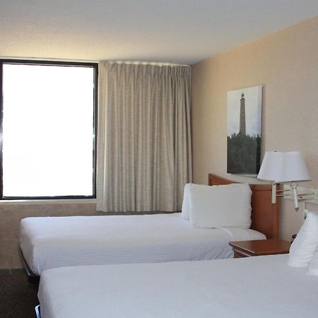 Four Sails Resort Virginia Beach Habitación foto