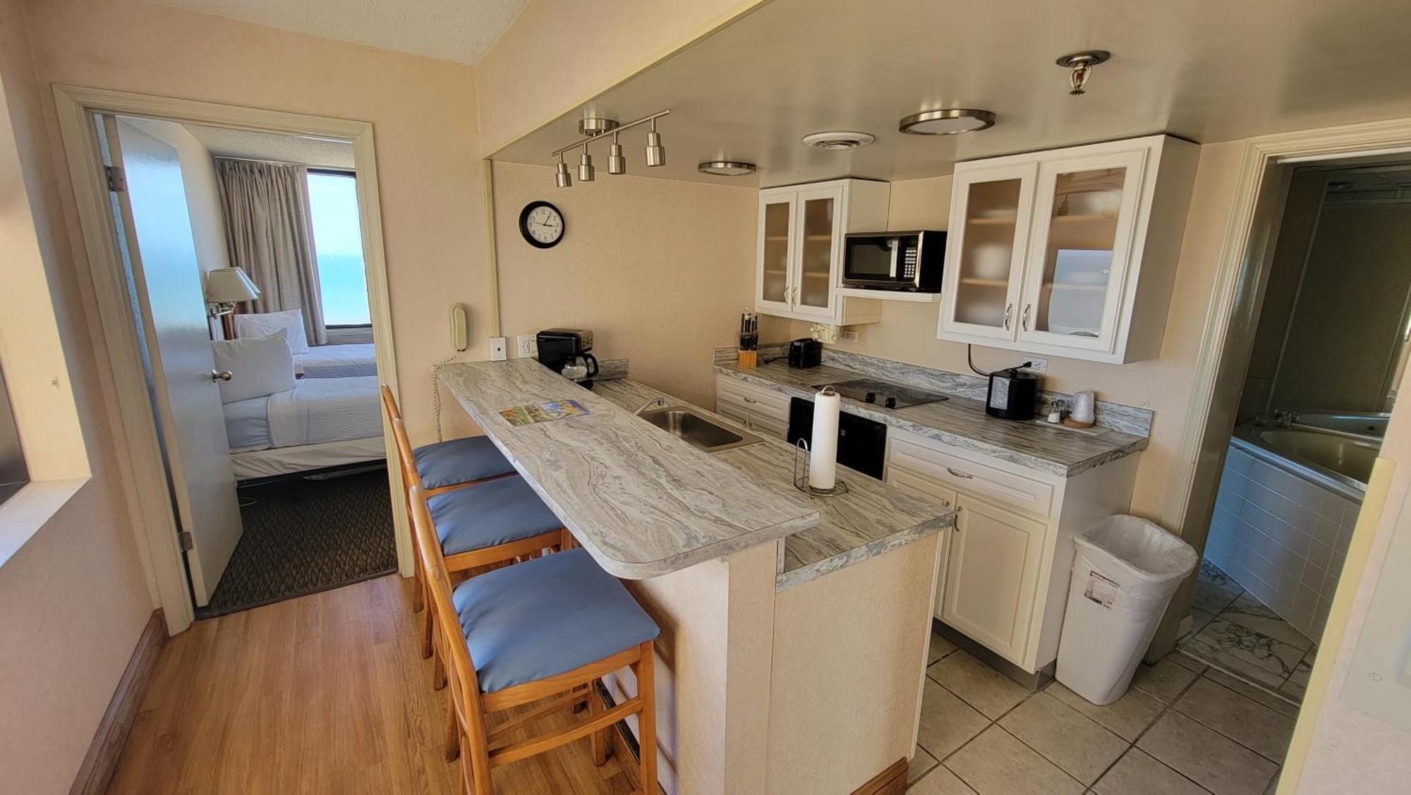 Four Sails Resort Virginia Beach Habitación foto